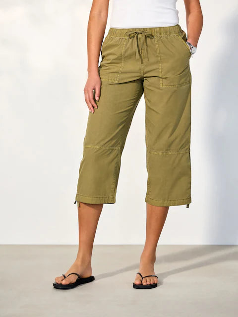 Cropped-Utility-Chinohose